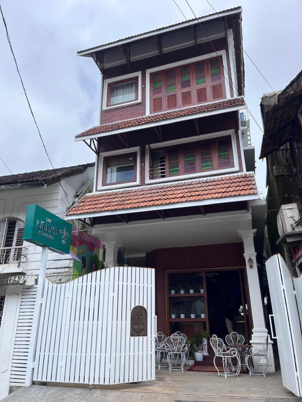 The Lilly'S Stories Hotel Fort Kochi Eksteriør billede