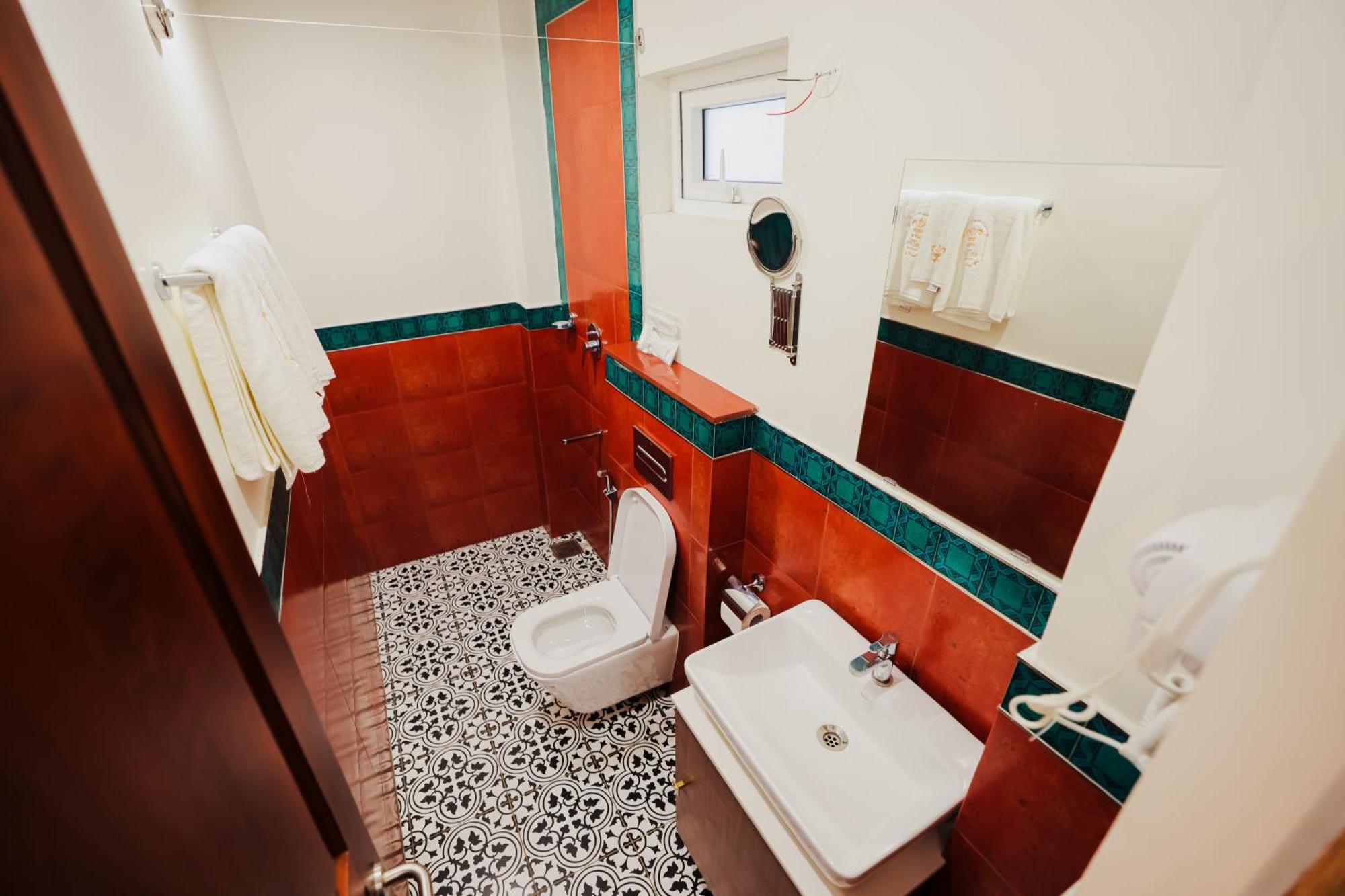 The Lilly'S Stories Hotel Fort Kochi Eksteriør billede