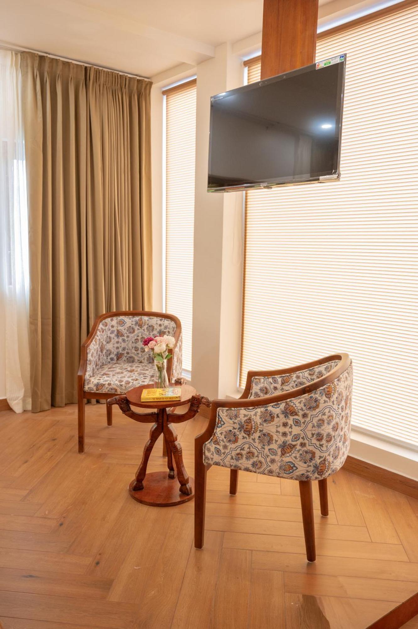The Lilly'S Stories Hotel Fort Kochi Eksteriør billede