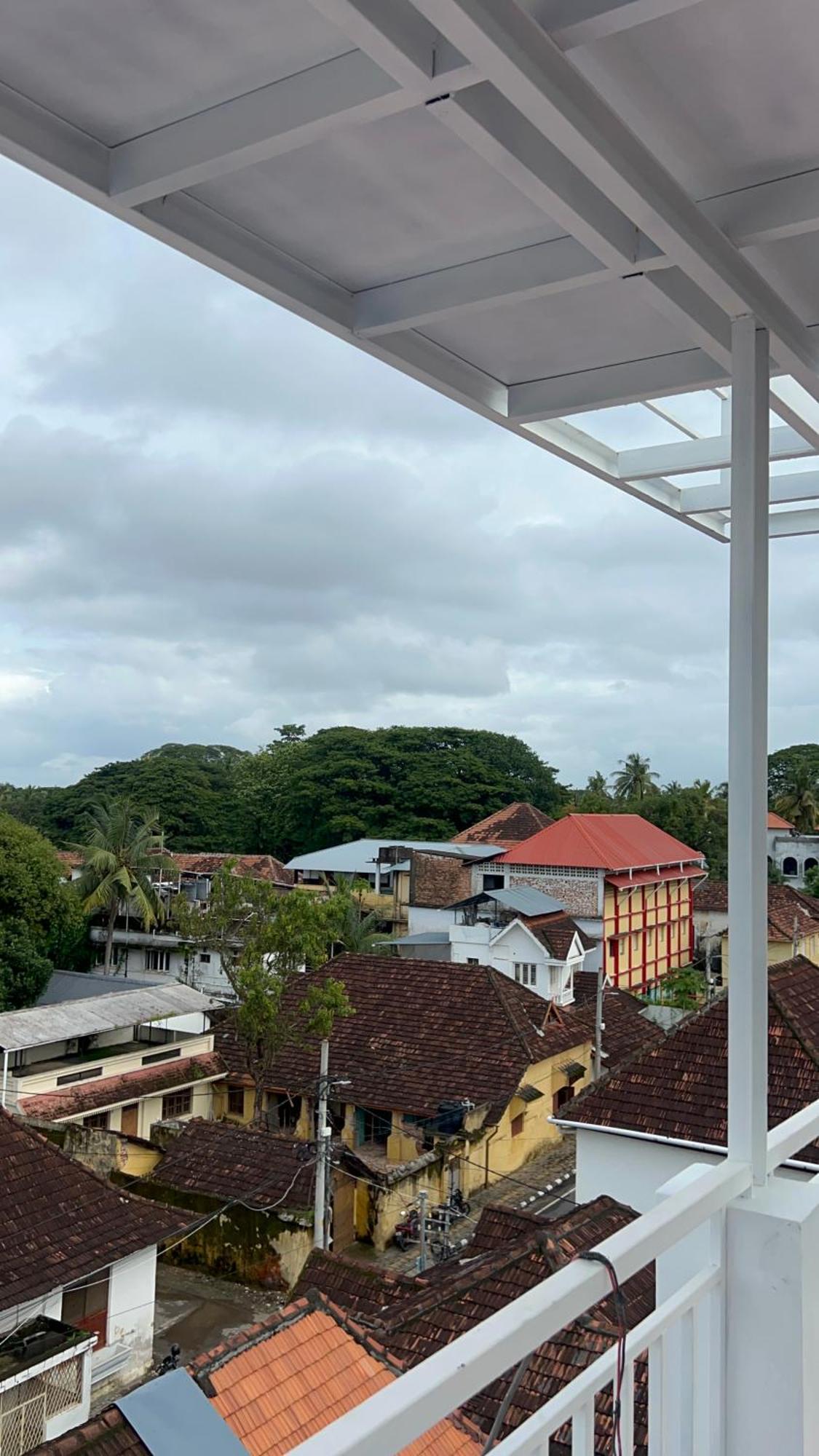 The Lilly'S Stories Hotel Fort Kochi Eksteriør billede